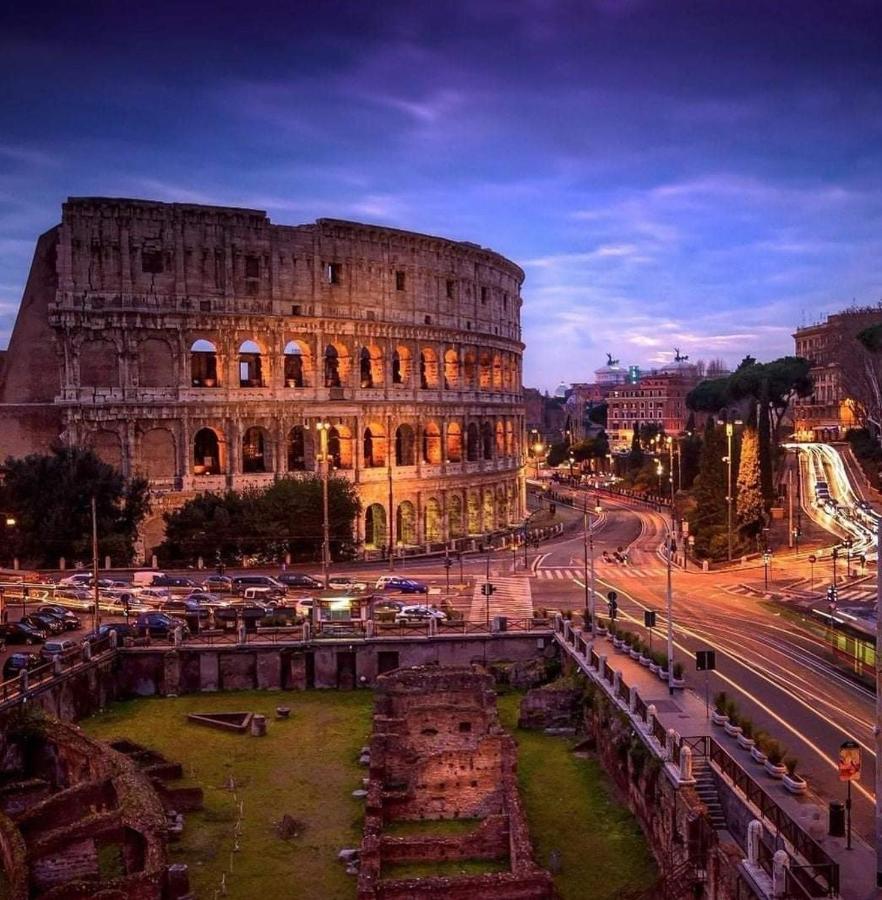 Nice In The Center Of Roma