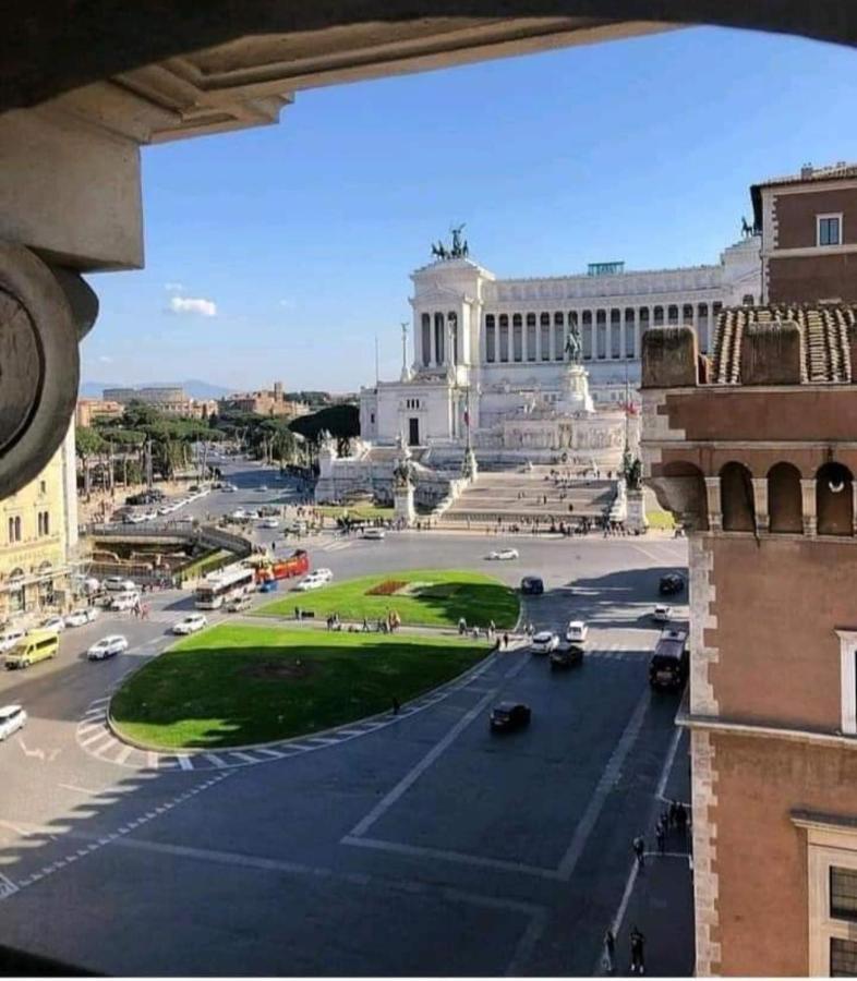 Nice In The Center Of Roma